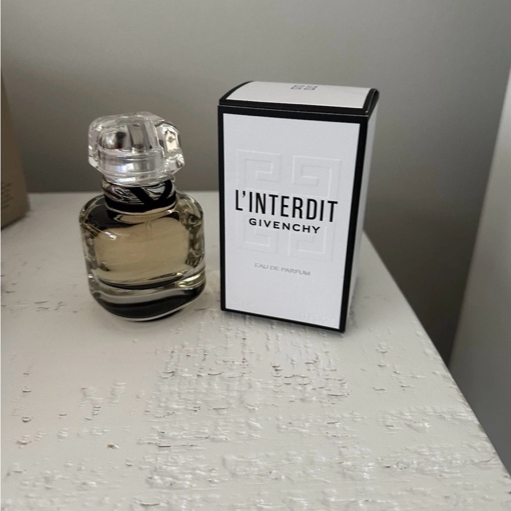 Givenchy L'Interdit - Picture 2 of 2